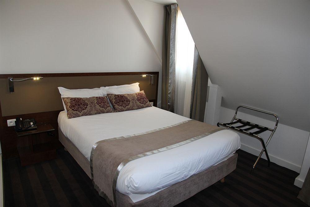 Art Hotel Batignolles باريس المظهر الخارجي الصورة